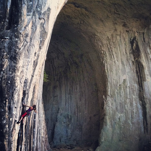 Rock Climbing Women - women who climb